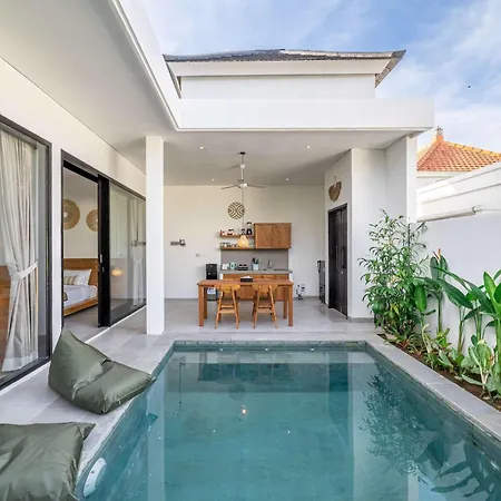 Peaceful 2Br Pool Villa In Kerobokan - V2